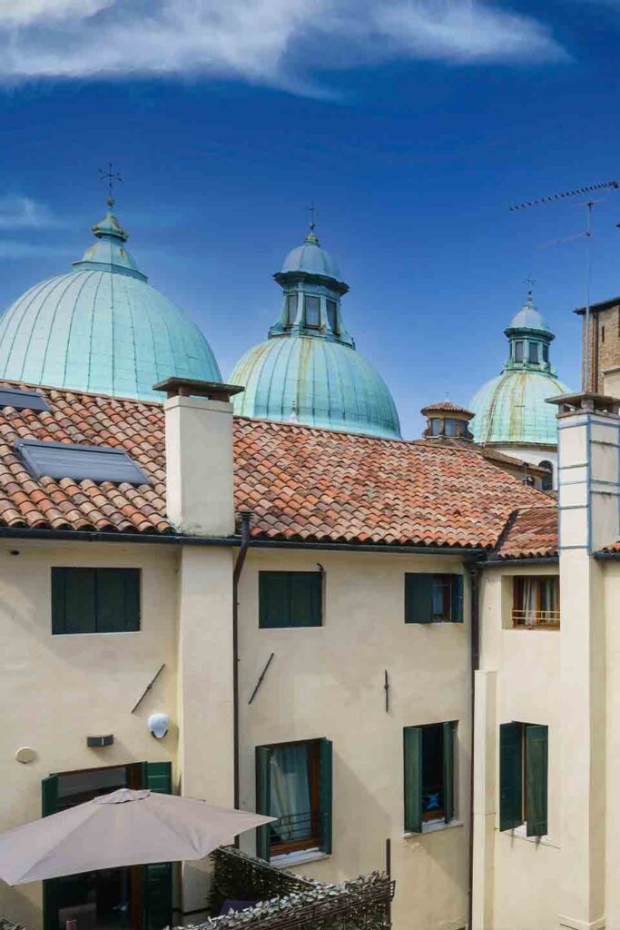 07-royal-room-residenza-ca-fe-treviso-camera-matrimoniale-2