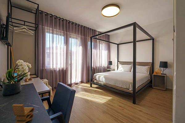 home-01-double-room-residenza-ca-fe-treviso-camera-matrimoniale-1